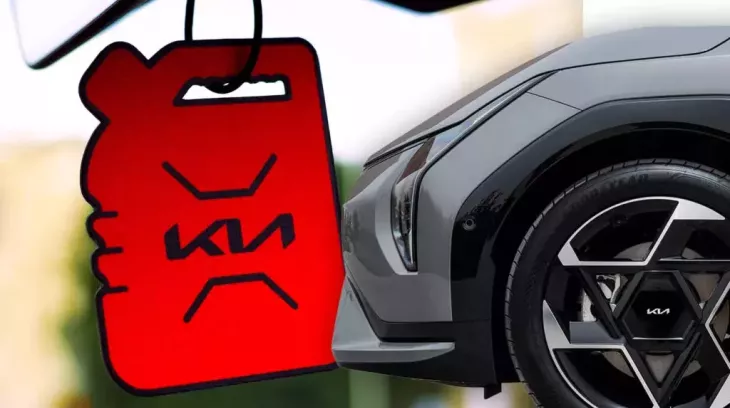 Kia ra mắt giấy thơm treo ô tô mùi… xăng dành cho người lái xe "nghiện" xe xăng