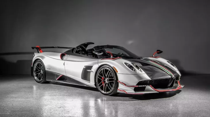 Chi tiết siêu phẩm Pagani Huayra cuối cùng sản xuất: Chiếc xe có giá hơn 7.000 đô la cho mỗi mã lực