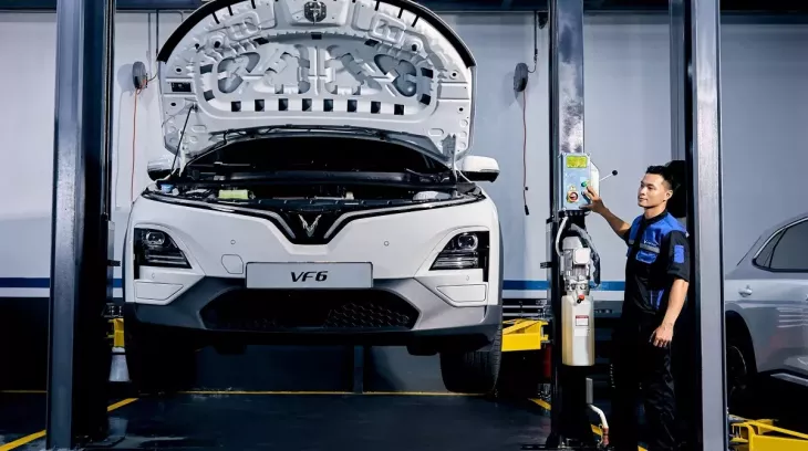 VinFast hỗ trợ khách hàng bị ảnh hưởng bởi lũ lụt tại Huế và Đà Nẵng