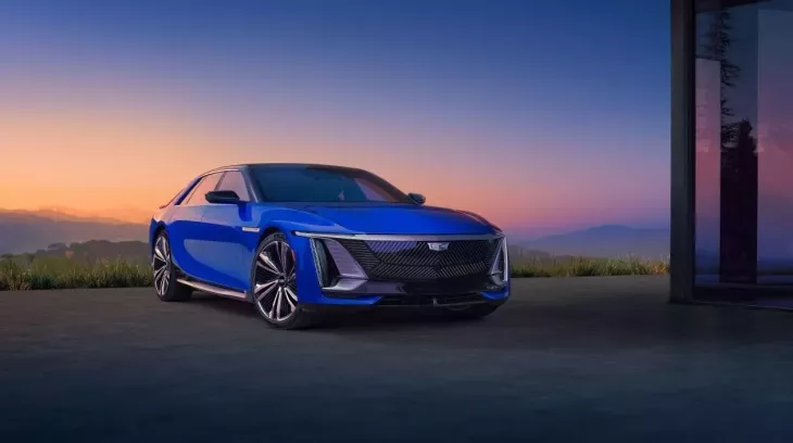 Cadillac Celestiq 2026 sẽ đắt ngang Rolls-Royce Spectre, năm 2025 chỉ 25 xe sản xuất