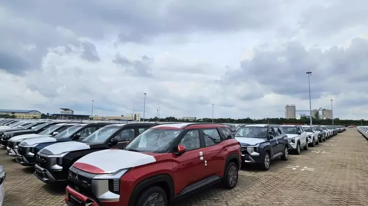 Mitsubishi Destinator đầu tiên đã cập cảng Việt Nam; Xpander đời mới nhận ưu đãi sâu