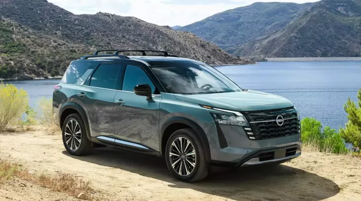 SUV 7 chỗ Nissan Pathfinder 2026 trình làng, thêm tính năng "nắp ca-pô xuyên thấu"