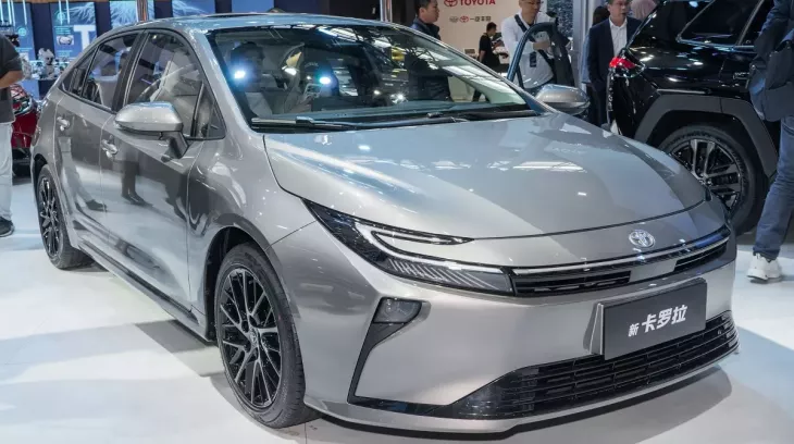 Toyota Corolla 2026 trình làng tại thị trường sát cạnh Việt Nam với thiết kế mới và màn hình cỡ lớn