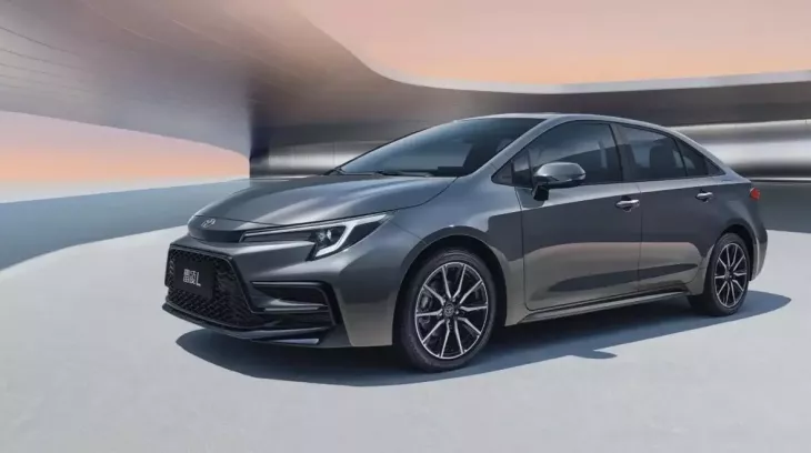 Vén màn Toyota Levin L 2026 - "anh em song sinh" của Corolla ở thị trường sát cạnh Việt Nam