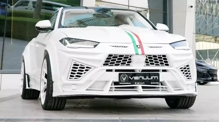 Lamborghini Urus Furioso này có thể khiến bạn luôn là tâm điểm dù ở nông thôn hay sòng bạc Monaco
