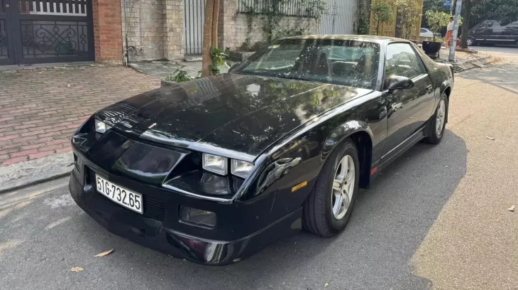 Xe thể thao hàng hiếm Chevrolet Camaro 1989 bất ngờ tái xuất