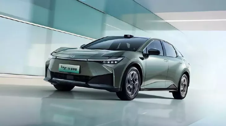 Toyota ra mắt mẫu sedan điện mới tại thị trường "hàng xóm" của Việt Nam