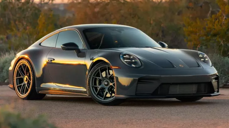 Các đại gia có xu hướng chọn số sàn cho xe Porsche 911 GT3 2026