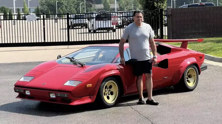 Được bố tặng lại chiếc Lamborghini Countach mua mới từ 1987, con trai có quyết định bất ngờ
