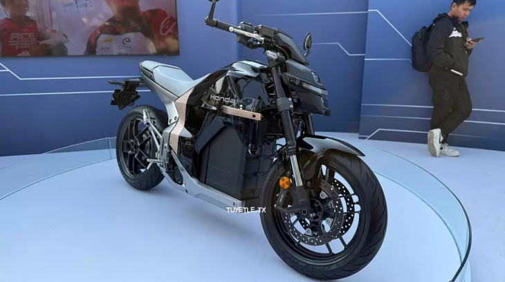 Mô tô "phân khối lớn" chạy hoàn toàn bằng điện Honda WN7 ra mắt Việt Nam