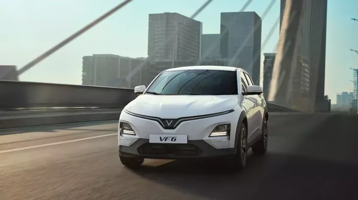 Doanh số SUV cỡ B tháng 12/2025: VinFast VF 6 vươn lên ngoạn mục, chiếm ngôi vương của phân khúc