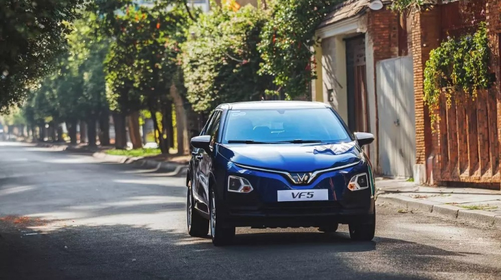 Doanh số SUV hạng A tháng 12/2025: VinFast VF 5 tăng trưởng mạnh mẽ, đứng thứ 2 toàn thị trường