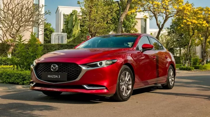 Doanh số sedan hạng C tháng 12/2025: Mazda3 vẫn là trụ cột của phân khúc