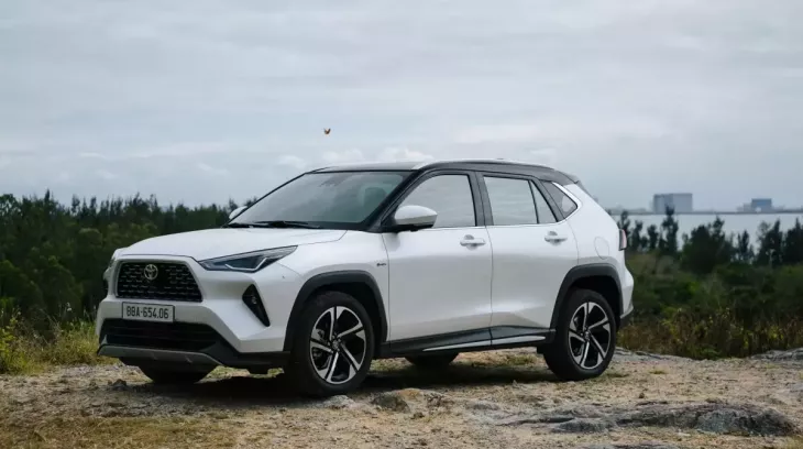 Toyota Việt Nam giảm giá niêm yết cho hàng loạt mẫu xe, cao nhất lên đến 200 triệu đồng