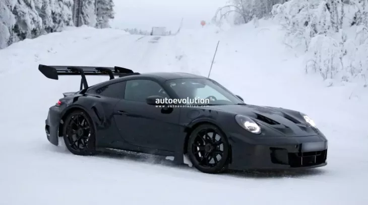 Phiên bản nâng cấp Porsche 911 GT3 RS 992.2 trông thật ấn tượng với động cơ tăng áp