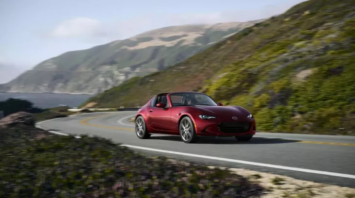 Mazda MX-5 Miata ND bước sang năm sản xuất thứ 11 với giá bán lẻ đề xuất cao hơn