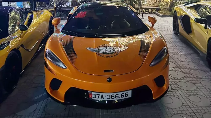 Đại gia đồng nát ở Nghệ An tậu siêu xe McLaren GT chục tỷ đồng