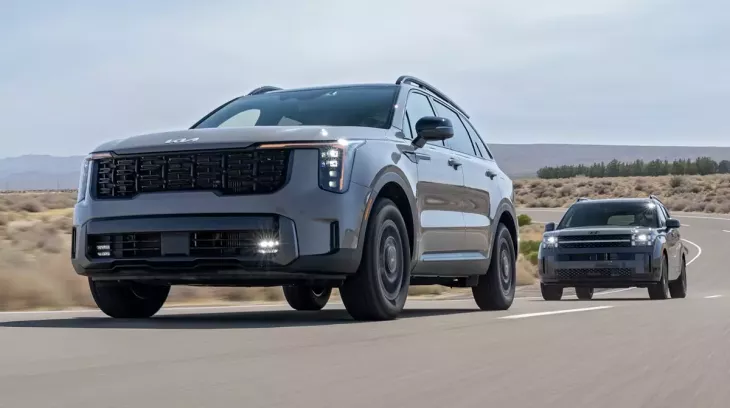 Hyundai Santa Fe bị Kia Sorento bỏ xa trong phân khúc SUV cỡ trung