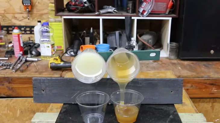 Có dùng dầu thực vật thay cho dầu nhớt động cơ được không?