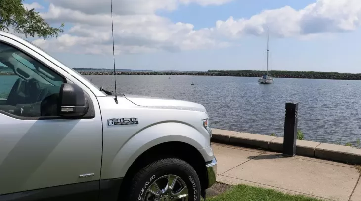 Vì sao ô tô ngày nay không còn dùng ăng-ten dài như trước?