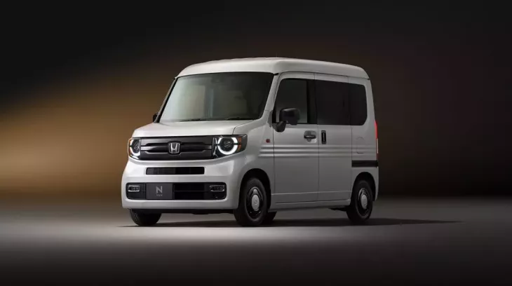 Vén màn phiên bản mới của "xe hộp diêm" Honda N-Van với nhiều trang bị mới