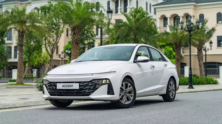 Doanh số xe Hyundai sụt giảm mạnh trong tháng Tết, Accent bán chưa được 300 chiếc