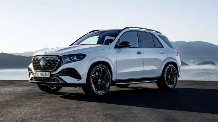 Mercedes-Benz ra mắt cùng lúc 4 mẫu SUV nâng cấp, bổ sung họa tiết ngôi sao 3 cánh ở hầu hết các chi tiết
