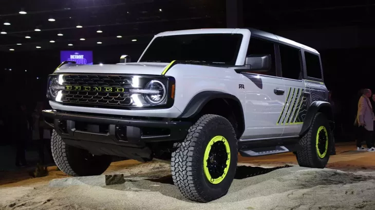 Vén màn Ford Bronco RTR với thiết kế nổi bật hơn và khả năng off-road ấn tượng hơn