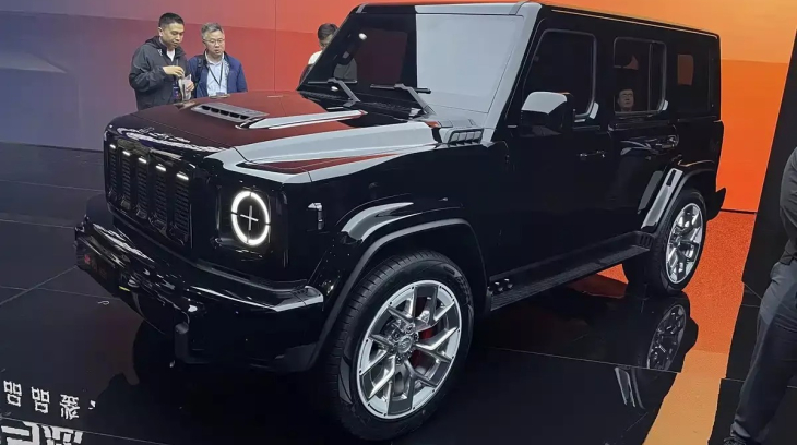 Beijing 81 trình làng với thiết kế như phiên bản giá rẻ của "vua địa hình" Mercedes-Benz G-Class