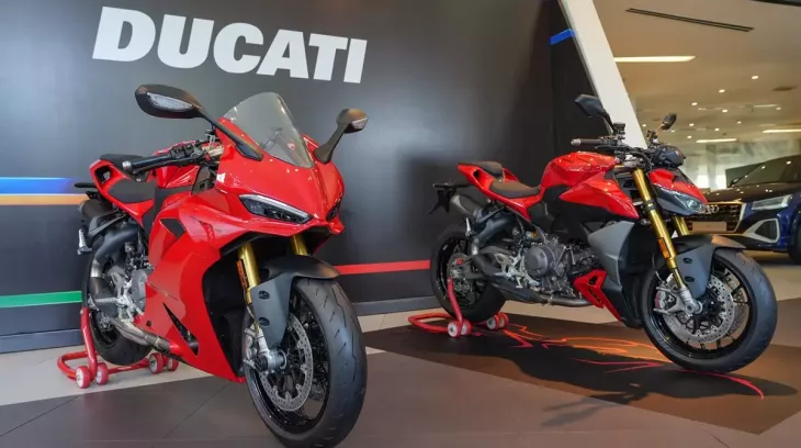 Ducati Panigale V2 S và Streetfighter V2 S ra mắt Việt Nam với động cơ V12, giá từ 629 triệu đồng