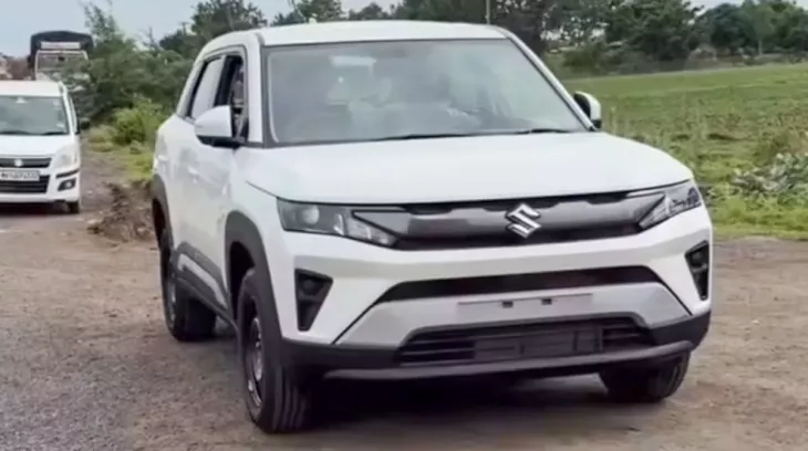 SUV hạng A "ngon, bổ, rẻ" Suzuki Brezza 2027 lộ ảnh tại đại lý trước khi ra mắt, cạnh tranh Kia Sonet