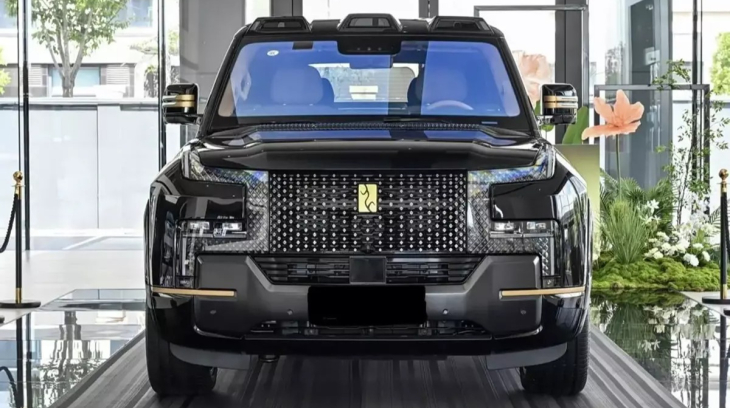 Học theo Rolls-Royce, BYD Yangwang U8L sở hữu một chi tiết trang trí nội thất có giá bằng 3 chiếc Dolphin