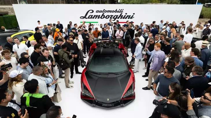 Lamborghini giới thiệu "siêu bò" nhanh và mạnh nhất từ trước đến nay