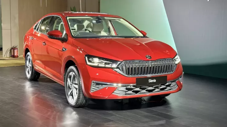 Sedan giá rẻ đang bán ở Việt Nam Skoda Slavia ra mắt phiên bản mới với thiết kế và trang bị nâng cấp