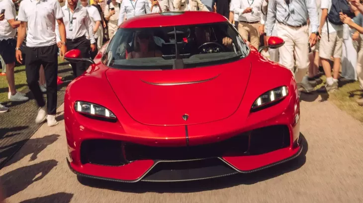 Chiếc Koenigsegg Gemera trị giá 3 triệu USD đầu tiên trên thế giới bị đập phá chỉ vài ngày sau khi bàn giao cho chủ nhân