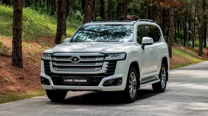Top 10 ô tô bán kém nhất Việt Nam tháng 8/2026: Toyota Land Cruiser FJ biến mất, thay bằng Land Cruiser