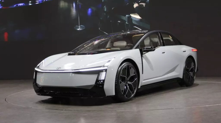 Mẫu xe vốn nổi tiếng là không có gì nổi bật của Toyota sắp được lột xác
