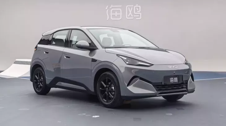 BYD Seagull thế hệ mới lộ nội thất với ghế lái massage và màn hình cỡ lớn