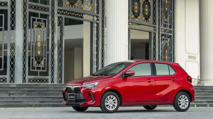 Top 10 ô tô bán kém nhất Việt Nam tháng 9/2026: Toyota Wigo thua cả Land Cruiser dù rẻ hơn nhiều