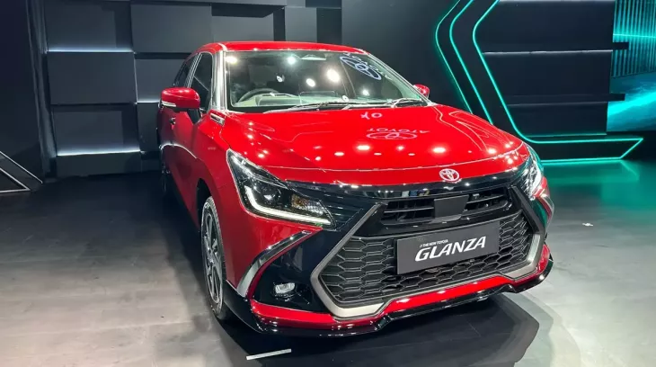 Vén màn xe giá rẻ Toyota Glanza 2027, có ghế thông gió và hệ thống an toàn chủ động ADAS