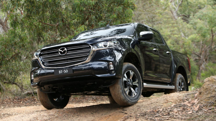 Mazda BT-50 2.2L Standard MT