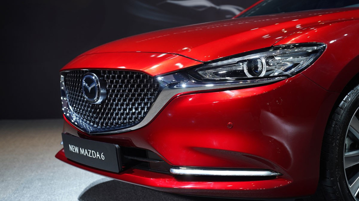 Mazda 6