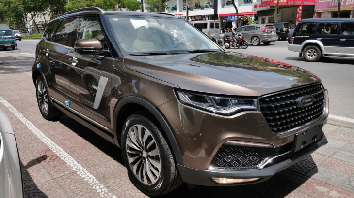Zotye Z8