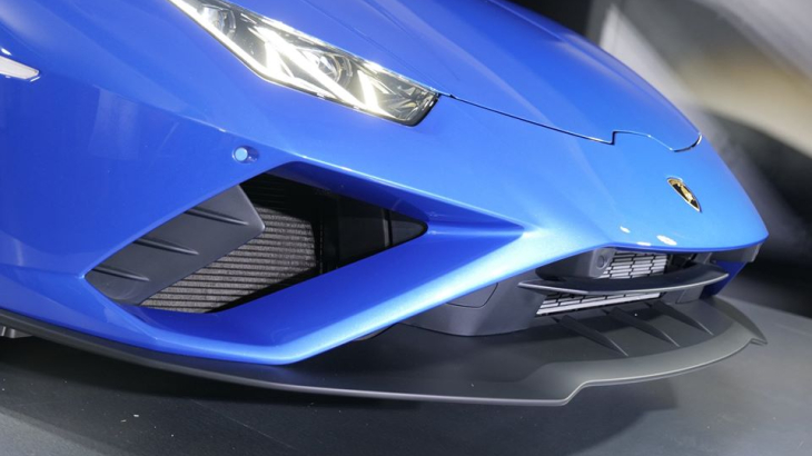 Lamborghini Huracan EVO RWD đến Hồng Kông với mức giá rẻ hơn 3 tỷ đồng so  với Thái Lan