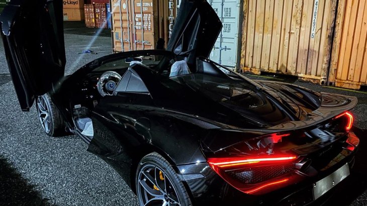 McLaren 720S Spider