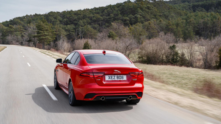 Jaguar XE 2020