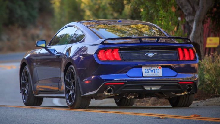 Ford Mustang Ecoboost Fastback 2020