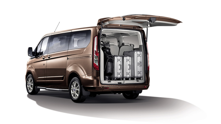 Ford tourneo 2022