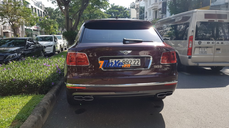 Bentley Bentayga V8