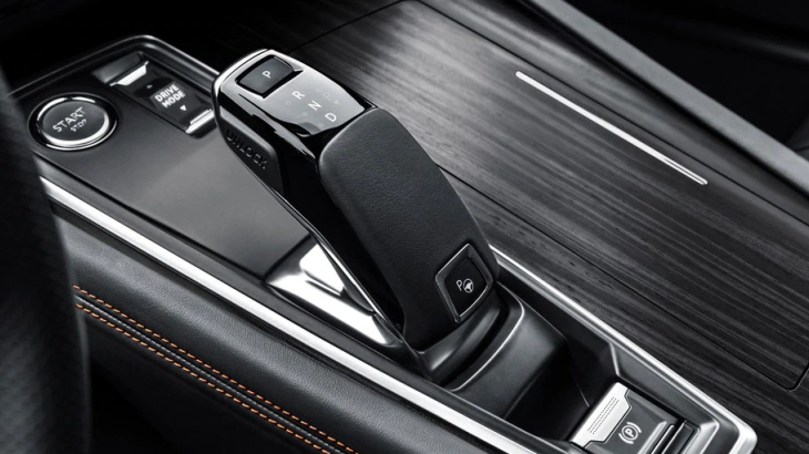 Peugeot 508 1.6L 6AT